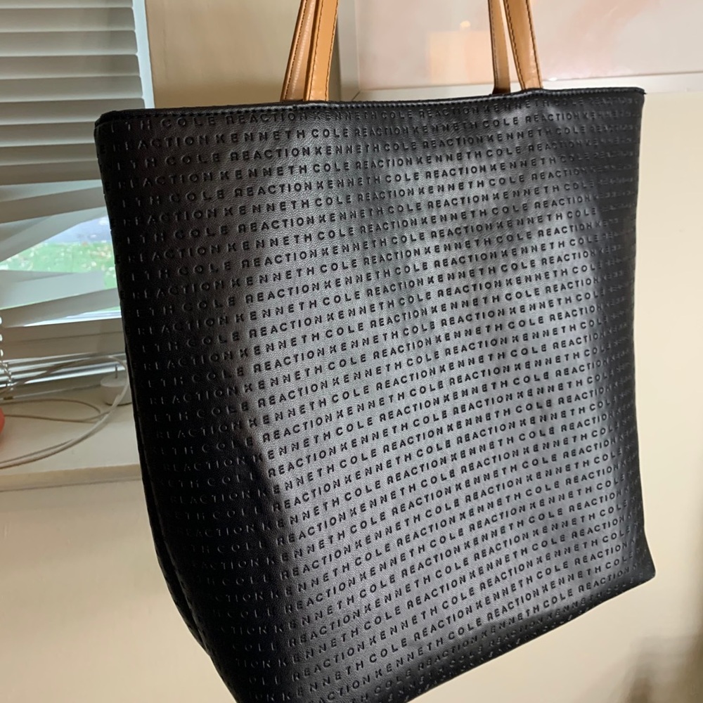 Tote - Picture 2 of 2